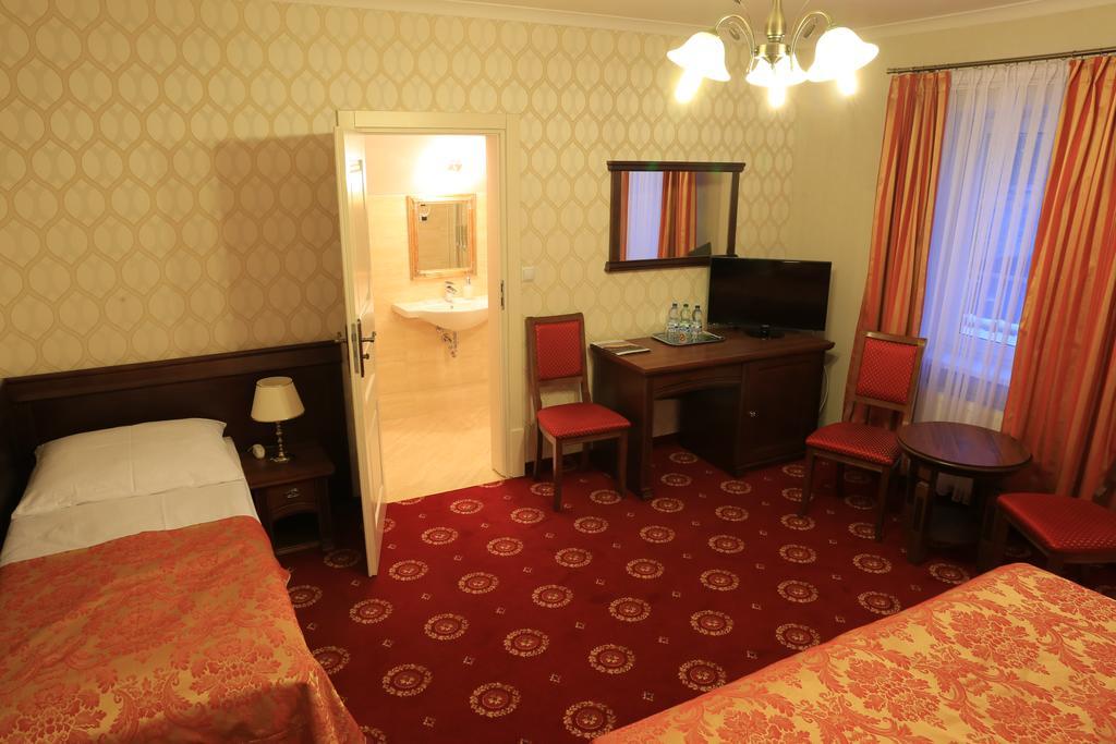 Hotel Kopernik Цехоцинек Стая снимка