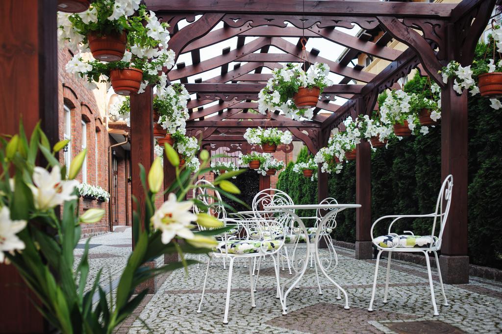Hotel Kopernik Цехоцинек Екстериор снимка