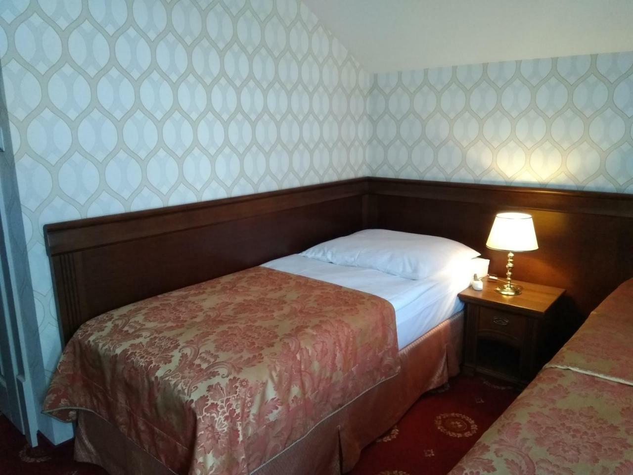 Hotel Kopernik Цехоцинек Екстериор снимка